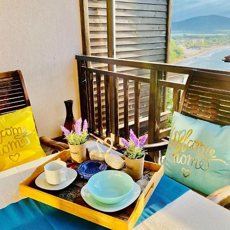 Santa Marina 2-Bedroom Apt. W/ Sea View + Terrace โซโซโปล ภายนอก รูปภาพ