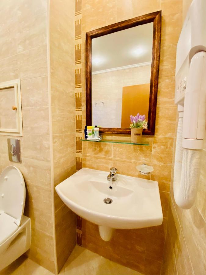 Santa Marina 2-Bedroom Apt. W/ Sea View + Terrace โซโซโปล ภายนอก รูปภาพ